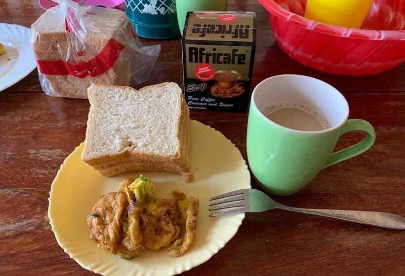 ホテル Kinyaiya S Farm Lodge