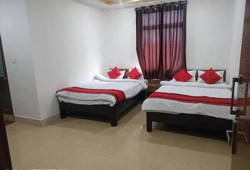 هتل Knight Inn Airport