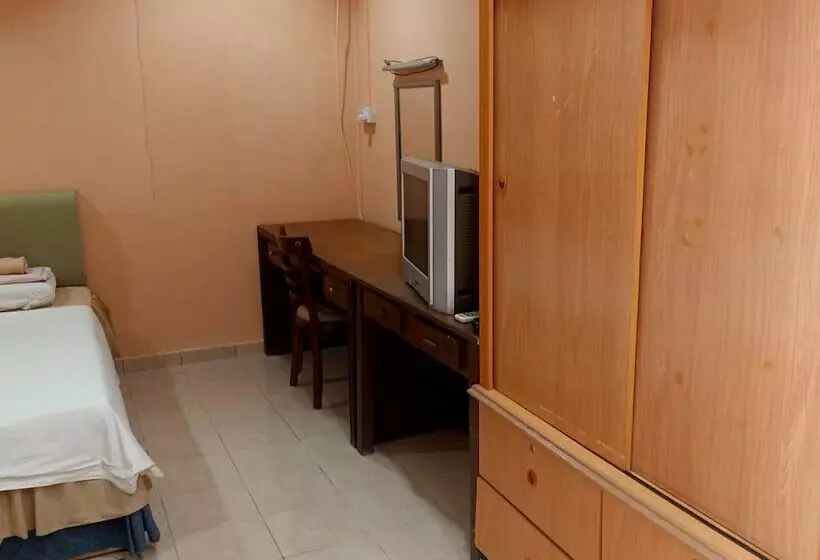 Hotelli Oyo Home 90725 Harmony Silk