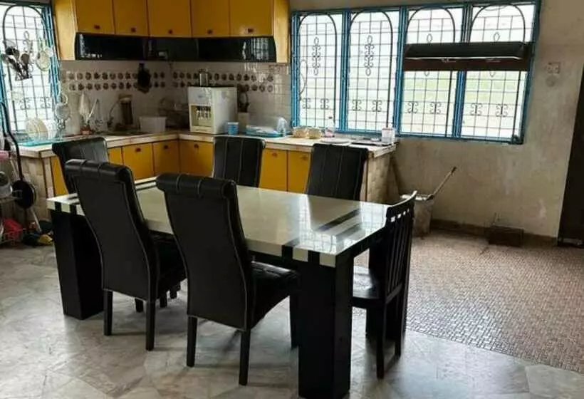 Hotelli Oyo Home 90725 Harmony Silk