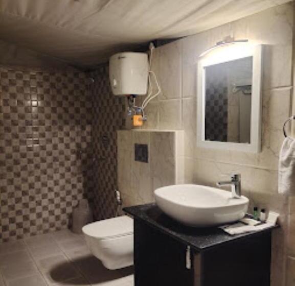 Luxury Amar Tree Resort