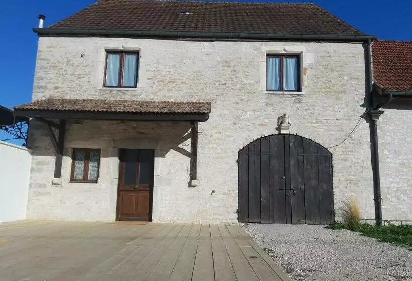 Majatalo La Chouette Burgonde