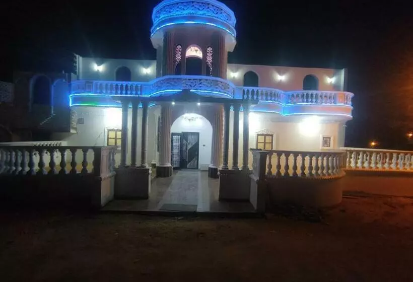 پانسیون The Nubian White House
