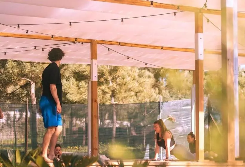 Retkeilymaja Cliff Surf House