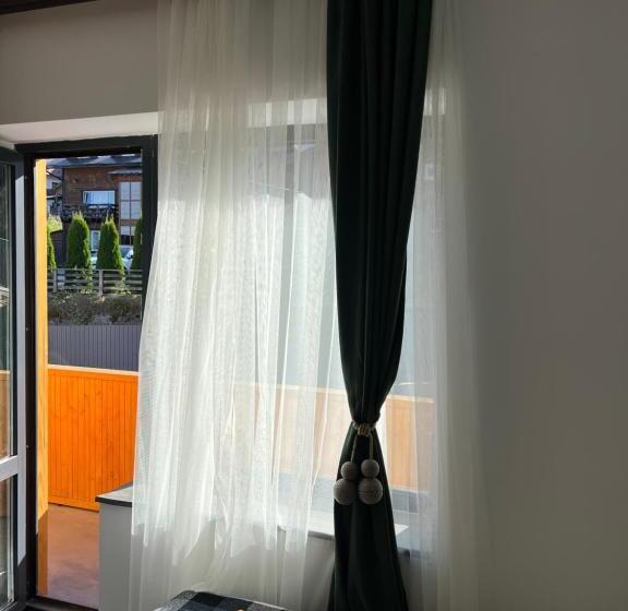 تختخواب و صبحانه Alpen Krokus