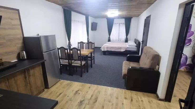 Aamiaismajoitus (B&B) Alpen Krokus