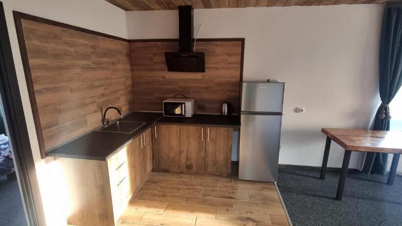 تختخواب و صبحانه Alpen Krokus