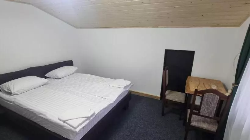 Aamiaismajoitus (B&B) Alpen Krokus