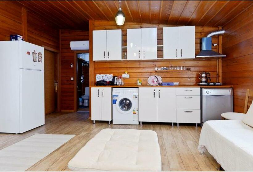 Bed and Breakfast Woodentowns Ahşap Evler