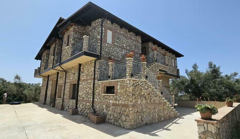 ペンション Borgo Caridà Green Family Holidays