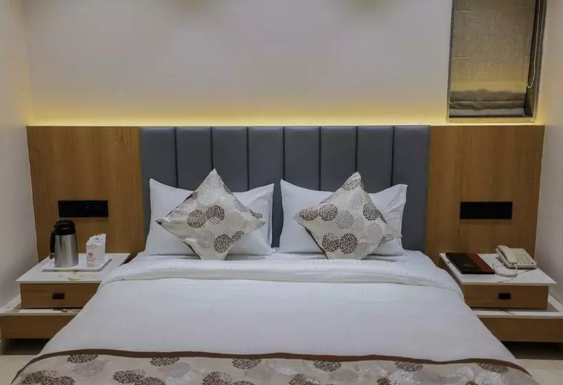 ホテル Aditya Mansingh Inn