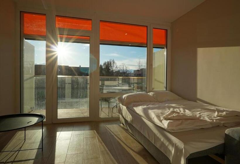 Отель Colors Holiday