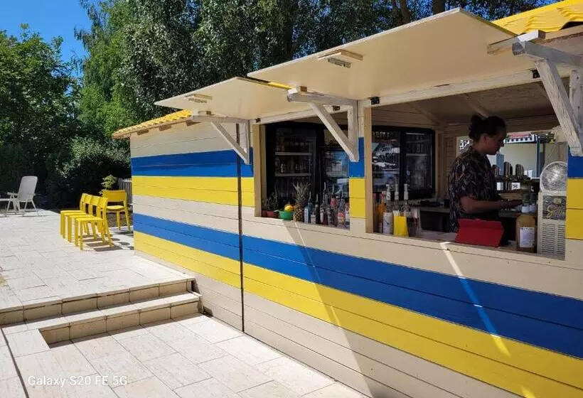 هتل Colors Holiday