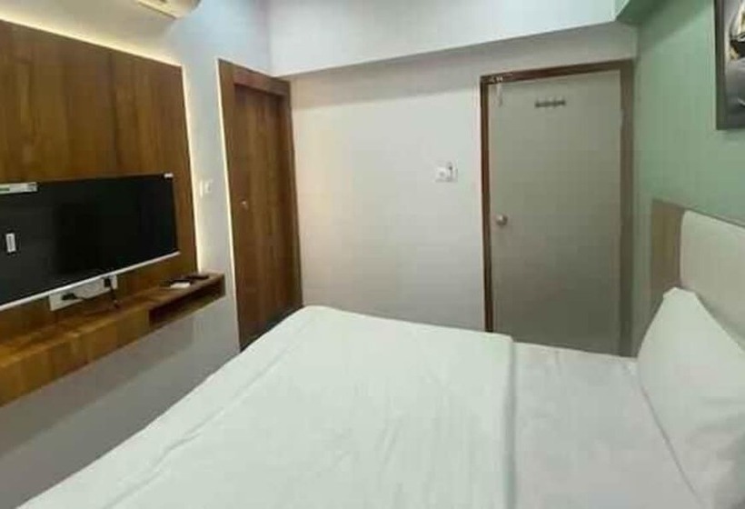 Hôtel Pop 80679e  Vd Rooms