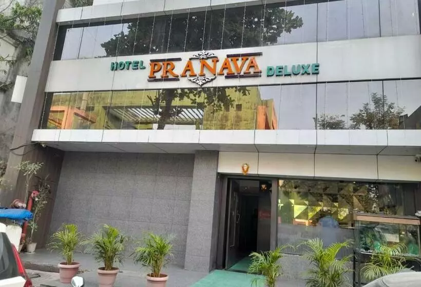 ホテル Pranava Deluxe By Wb Inn