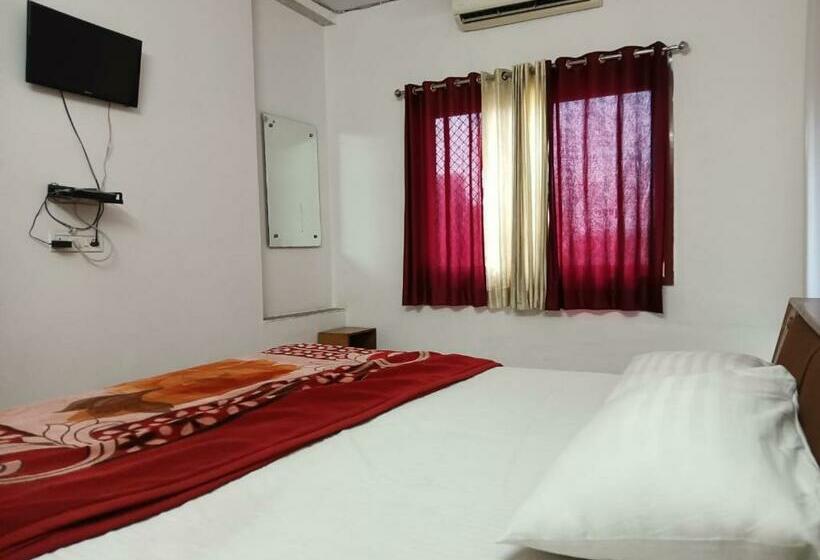 בית מלון כפרי Shree Prayag