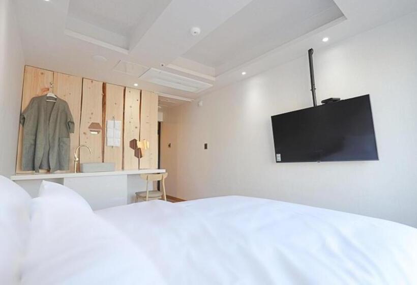 酒店 Sokcho Gallery In Stay