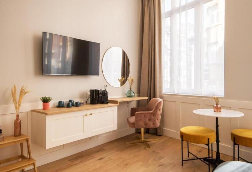 Les Suites Faidherbe