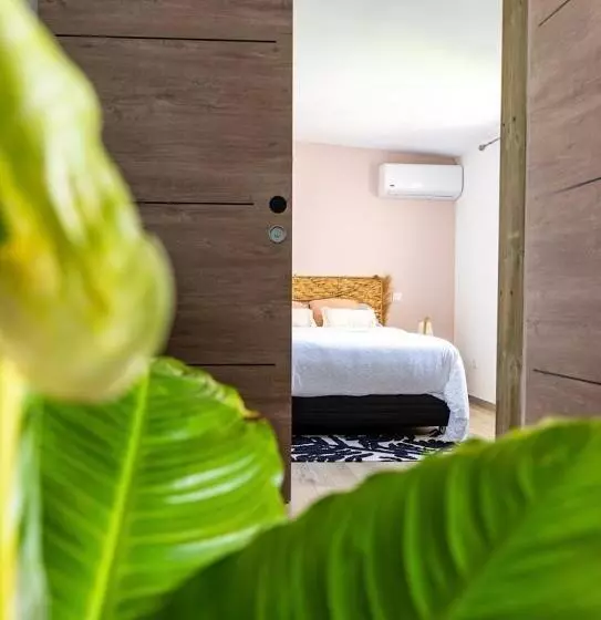 پانسیون Au Bois Bichette