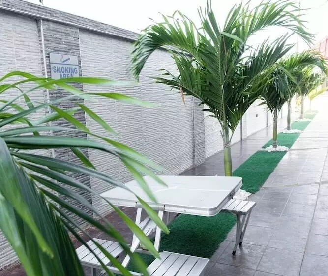 ペンション Richjoy Lodge