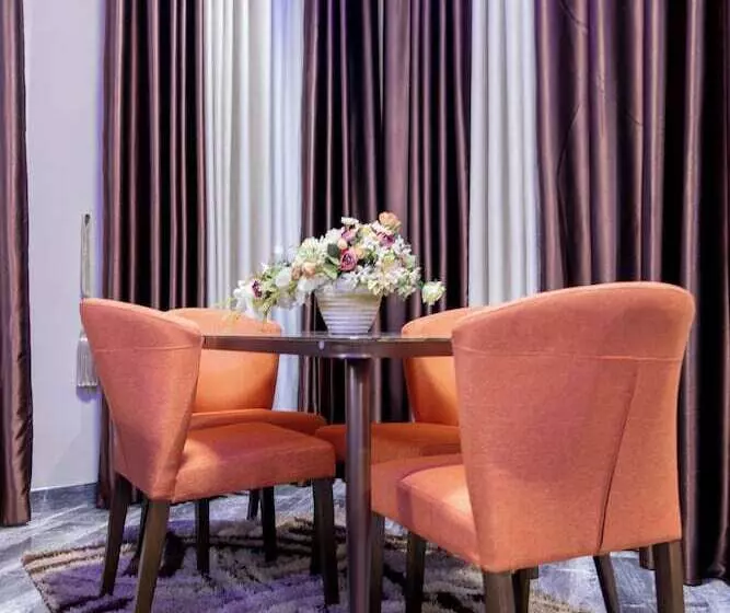 ペンション Richjoy Lodge