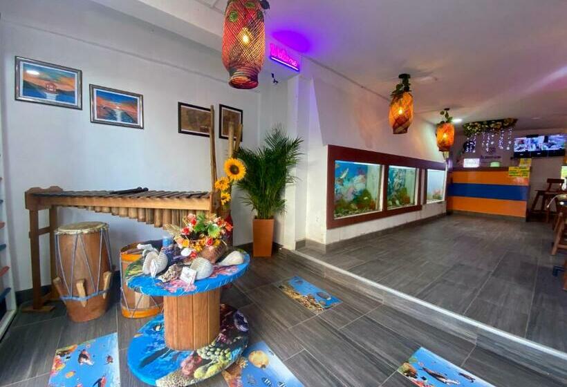 هاستل Acuarios Hostal