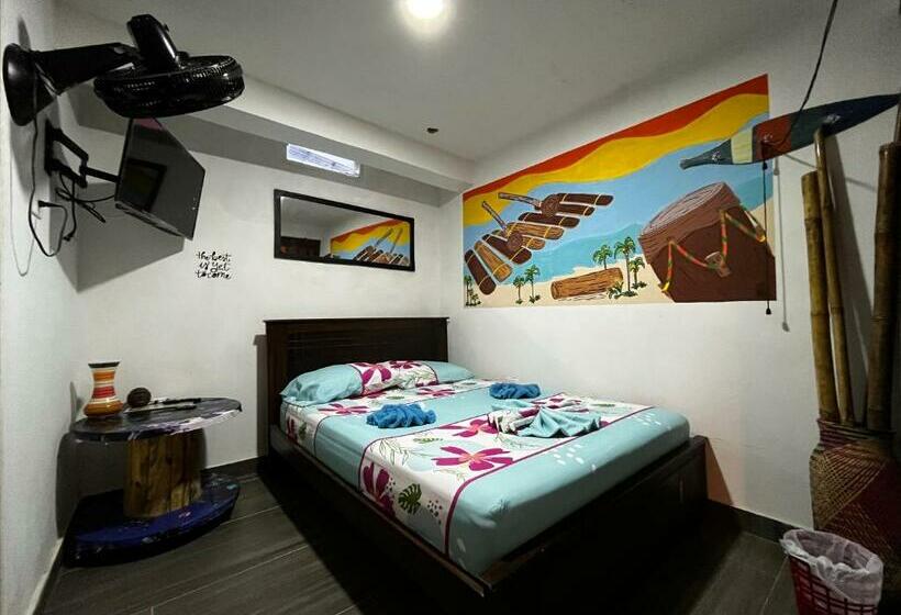 هاستل Acuarios Hostal