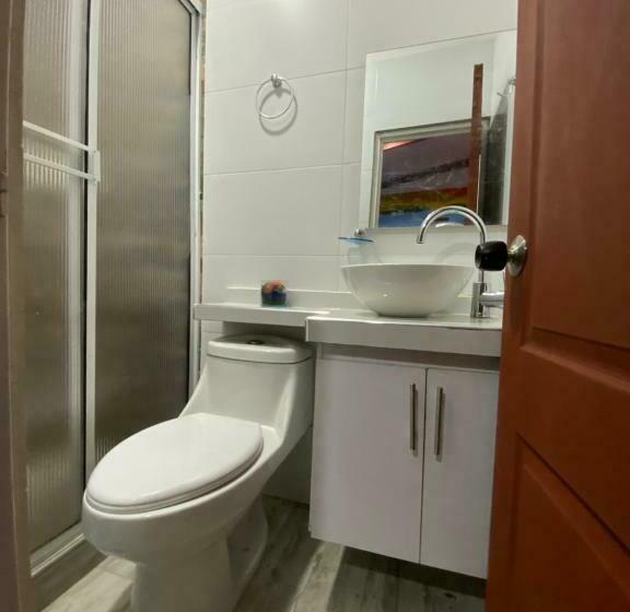 هاستل Acuarios Hostal