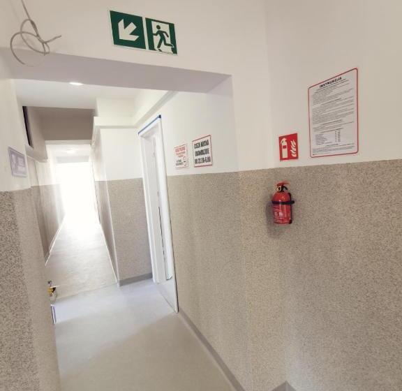 호스텔 Komfortowa Kwatera