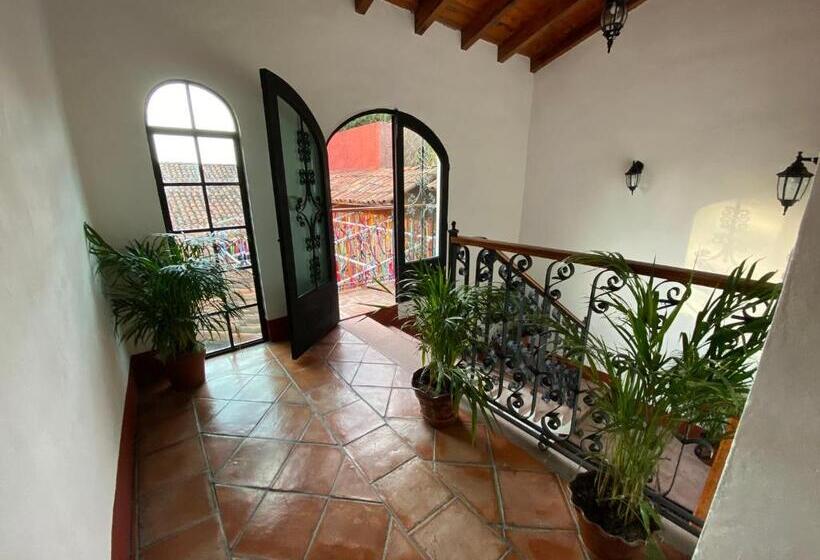 هاستل Posada El Palomar