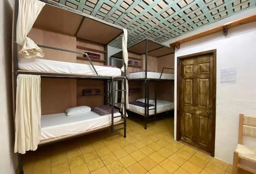 Retkeilymaja Posada El Palomar