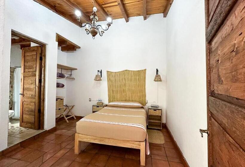 هاستل Posada El Palomar