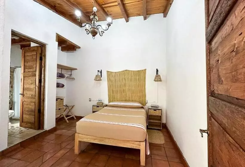 Retkeilymaja Posada El Palomar