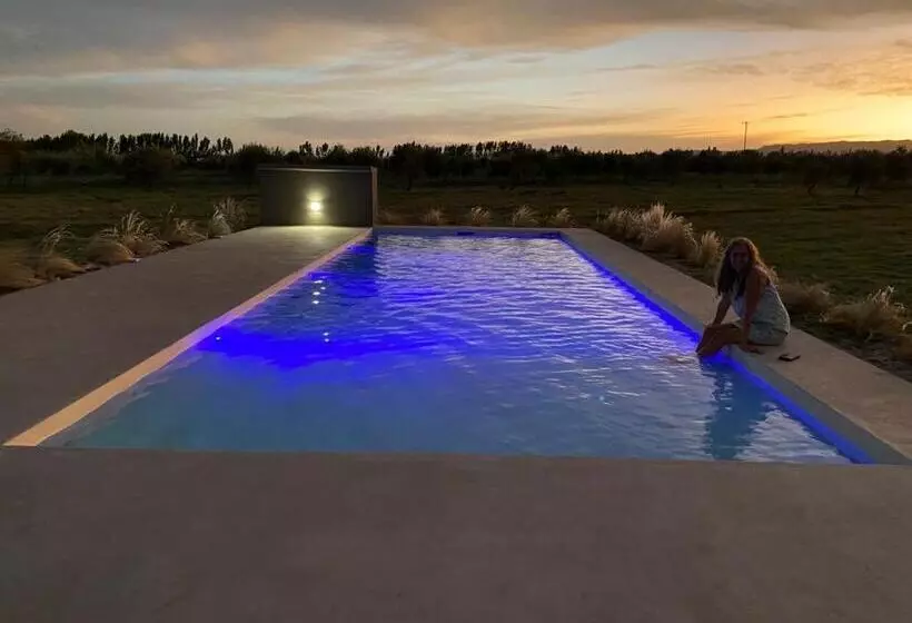 Retkeilymaja Boutique Miss Olivos