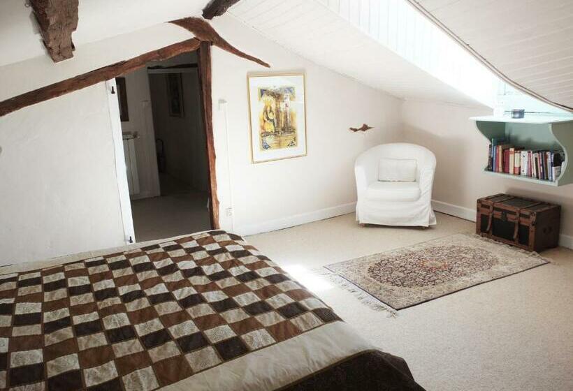 Bed and Breakfast Le Barry, South France, Avec Piscine