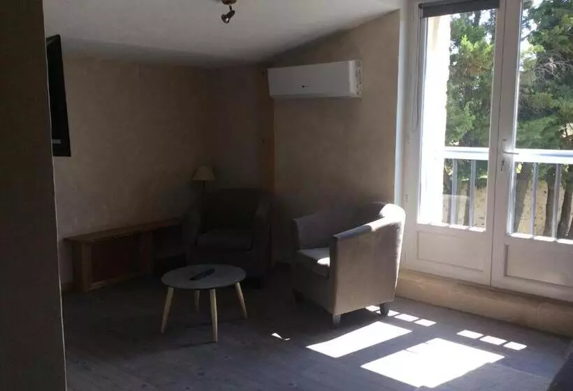 Aamiaismajoitus (B&B) Le Mas Des Figuiers