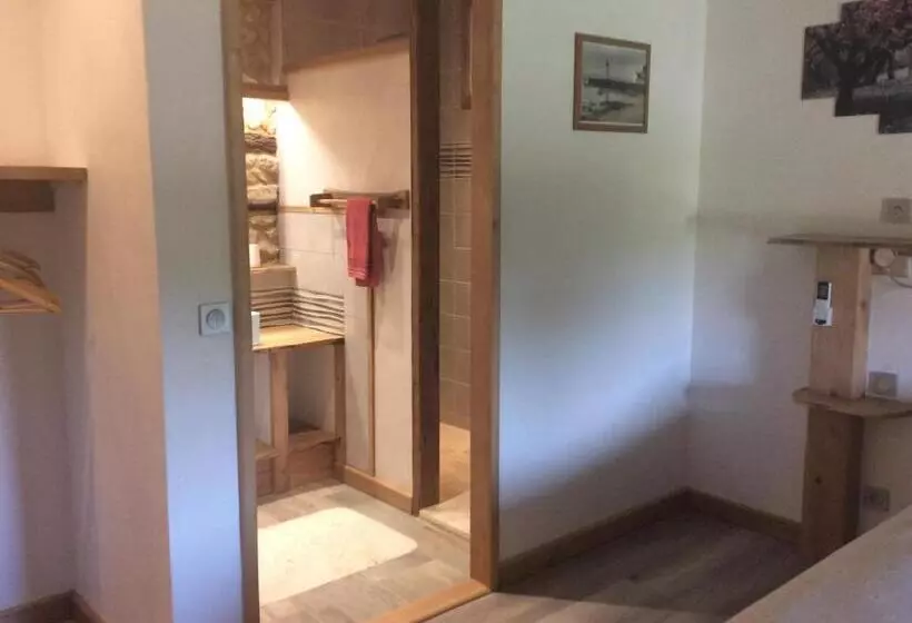 Aamiaismajoitus (B&B) Le Mas Des Figuiers