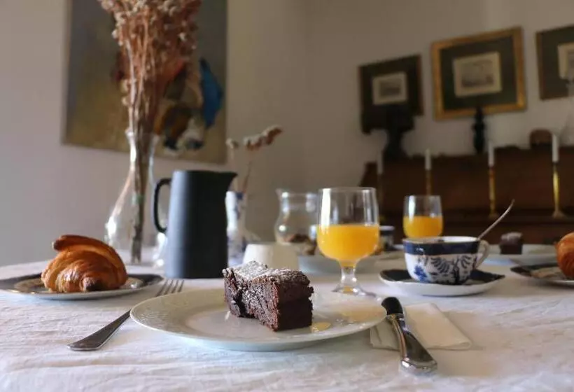 ベッドアンドブレックファースト Les Chambres De Fanny