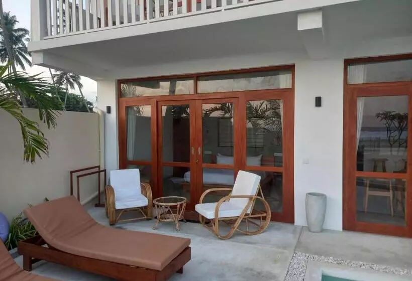 تختخواب و صبحانه Lihinya Beach Villa Ahangama