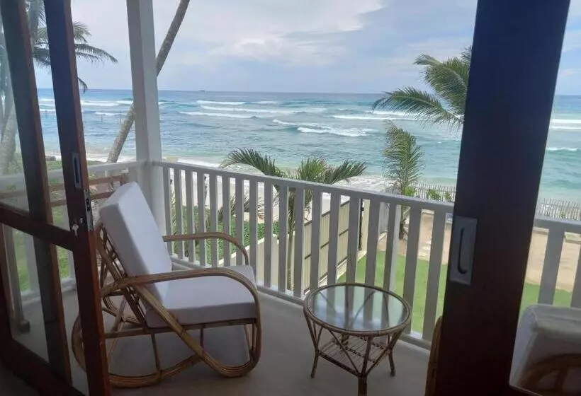 تختخواب و صبحانه Lihinya Beach Villa Ahangama