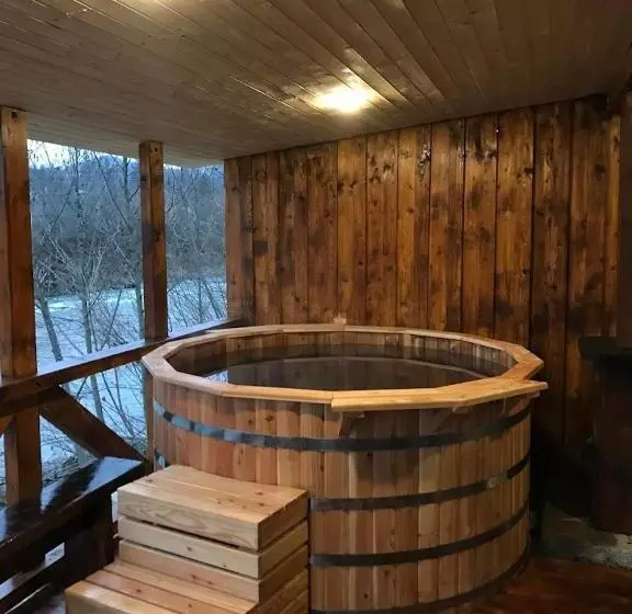 Hotelli кам яний двір