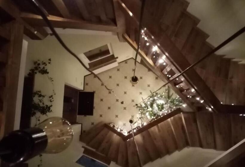 Szálloda кам яний двір