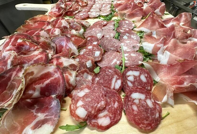 Отель Agriturismo Villa Amerina