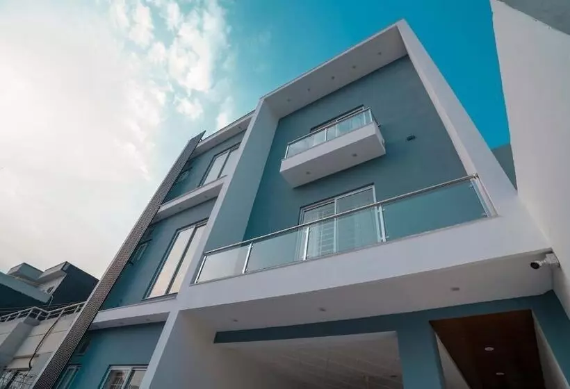 هتل Medallion Suites