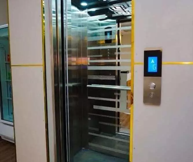 هتل Medallion Suites