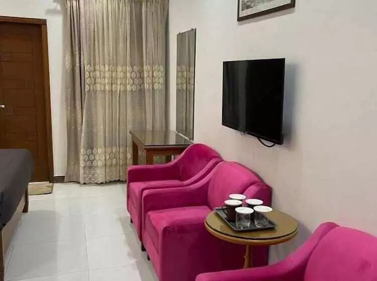 هتل Medallion Suites