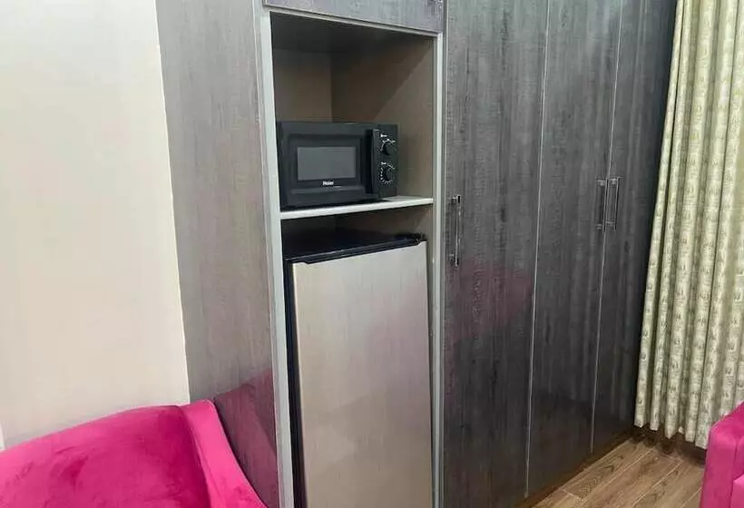 هتل Medallion Suites