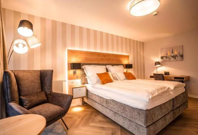 هتل Meerzeiten Inklusive Externer Schwimmbad  & Saunanutzung