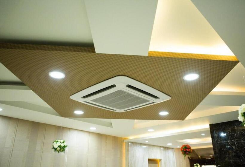 Hotelli Ss Residency