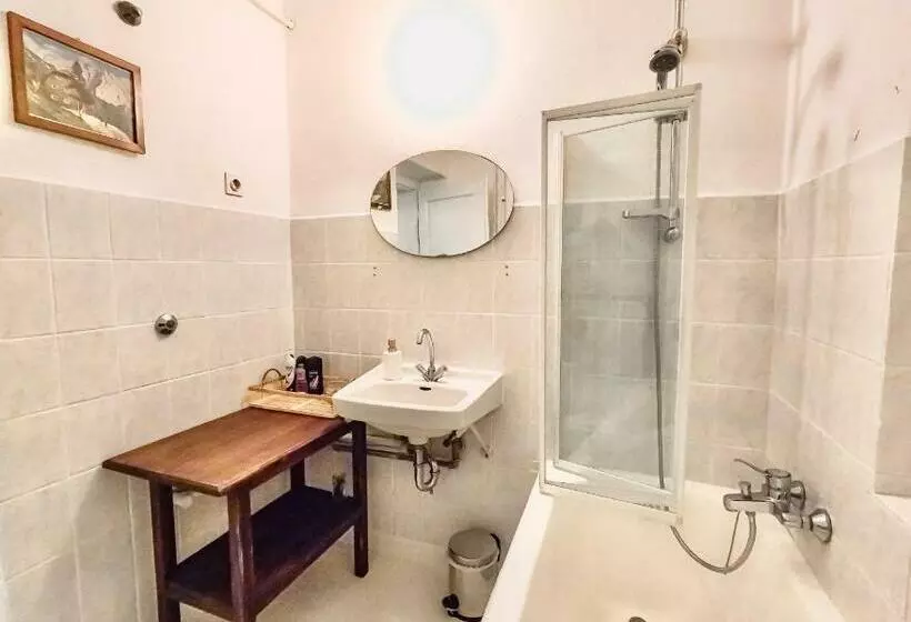 پانسیون Alpine Home   Rooms
